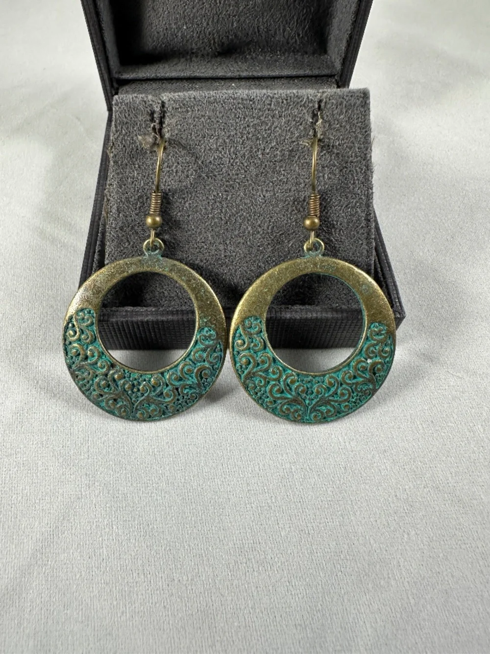 Vintage Style Antique Brass Verdigris Patina Filigree Circle Drop Earrings